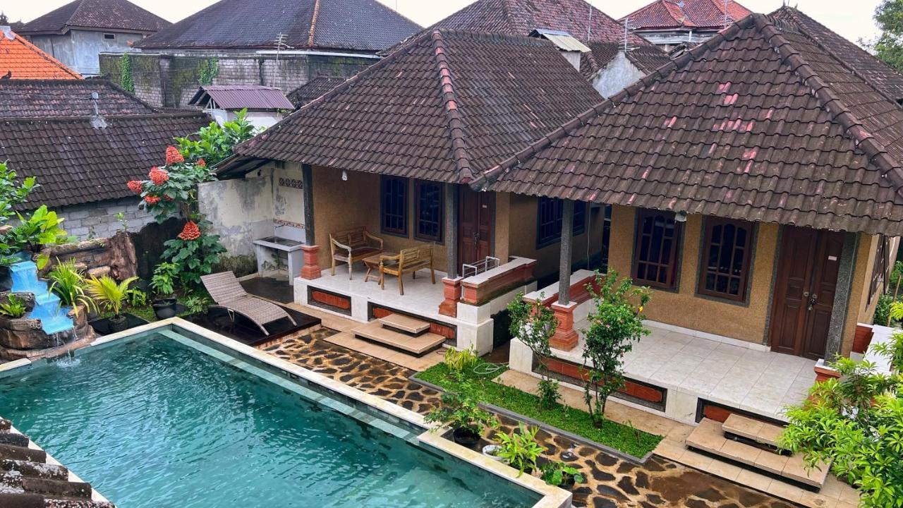 Gusti Home Stay Ubud Exterior photo